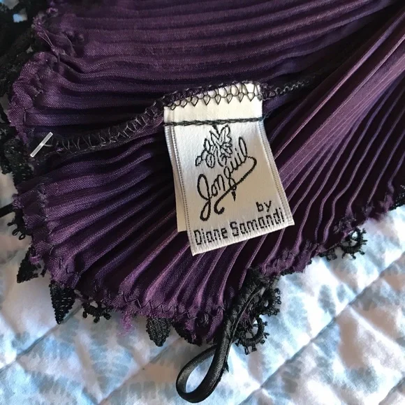 JONQUIL BY DIANE SAMANDI Gorgeous Grape Purple Black Pleated NWOT Lacy N… - Picture 11 of 13